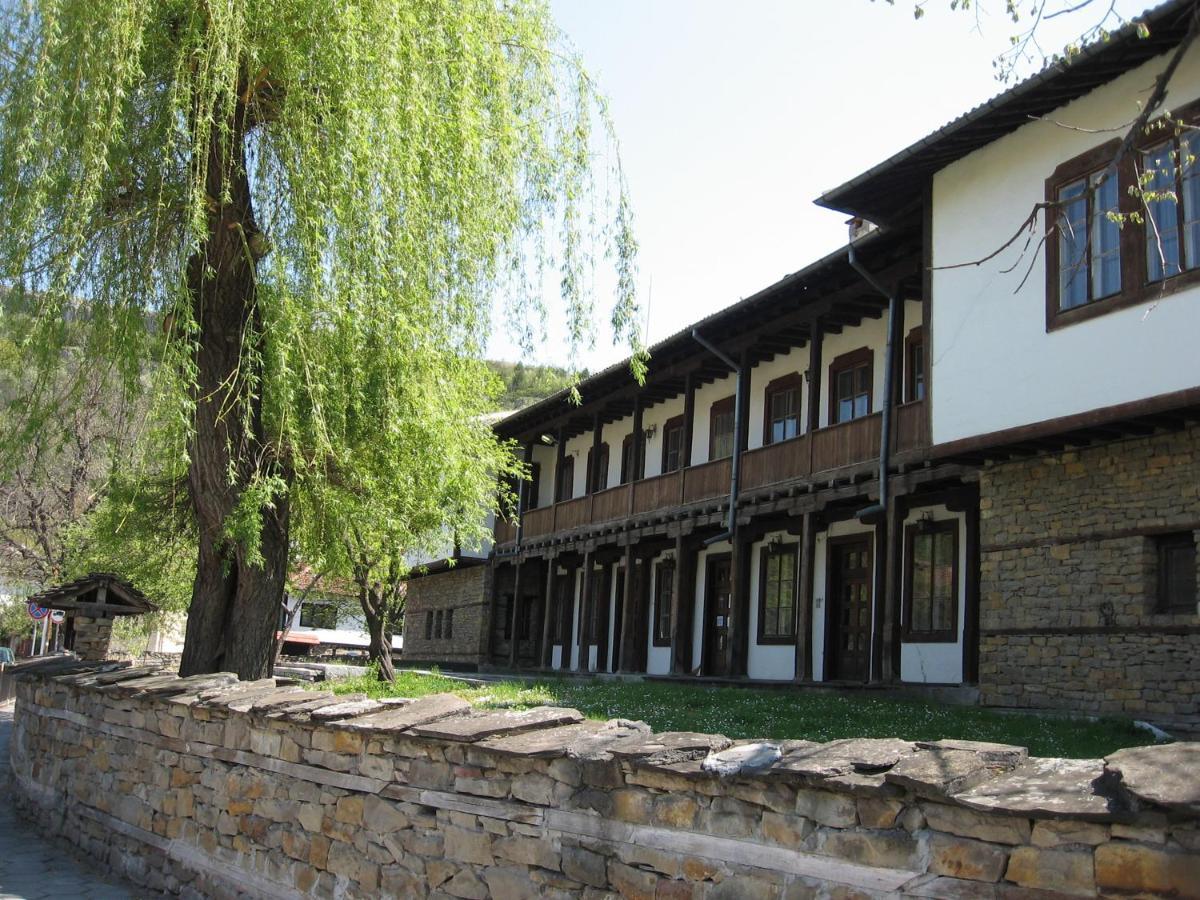 The Tinkov House In Ловеч Екстер'єр фото